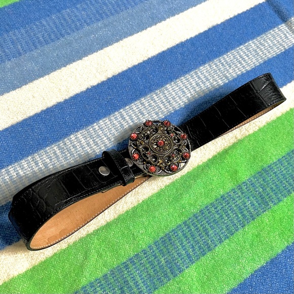 Beautiful Crystal Jewel Buckle Leatherock Belt Sz M34 - Picture 2 of 4